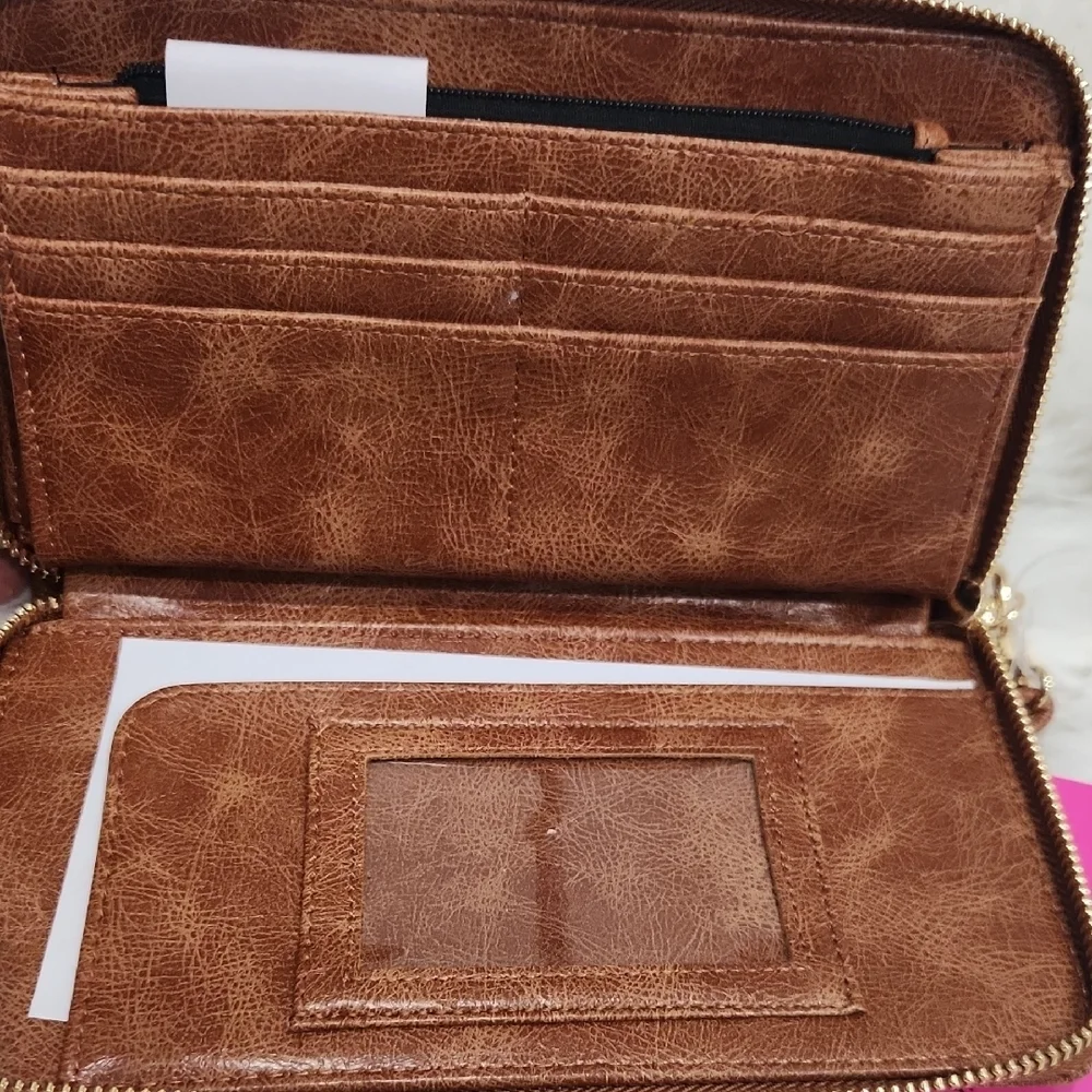 🤎▪️Betsey Johnson ▪️XOZIP-E Brown Floral Long Zip Continental  WALLET  Wristlet